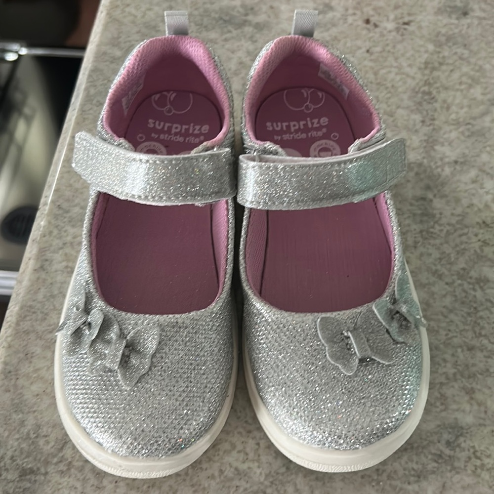 Stride rite surprize corissa Mary Jane silver toddler 11